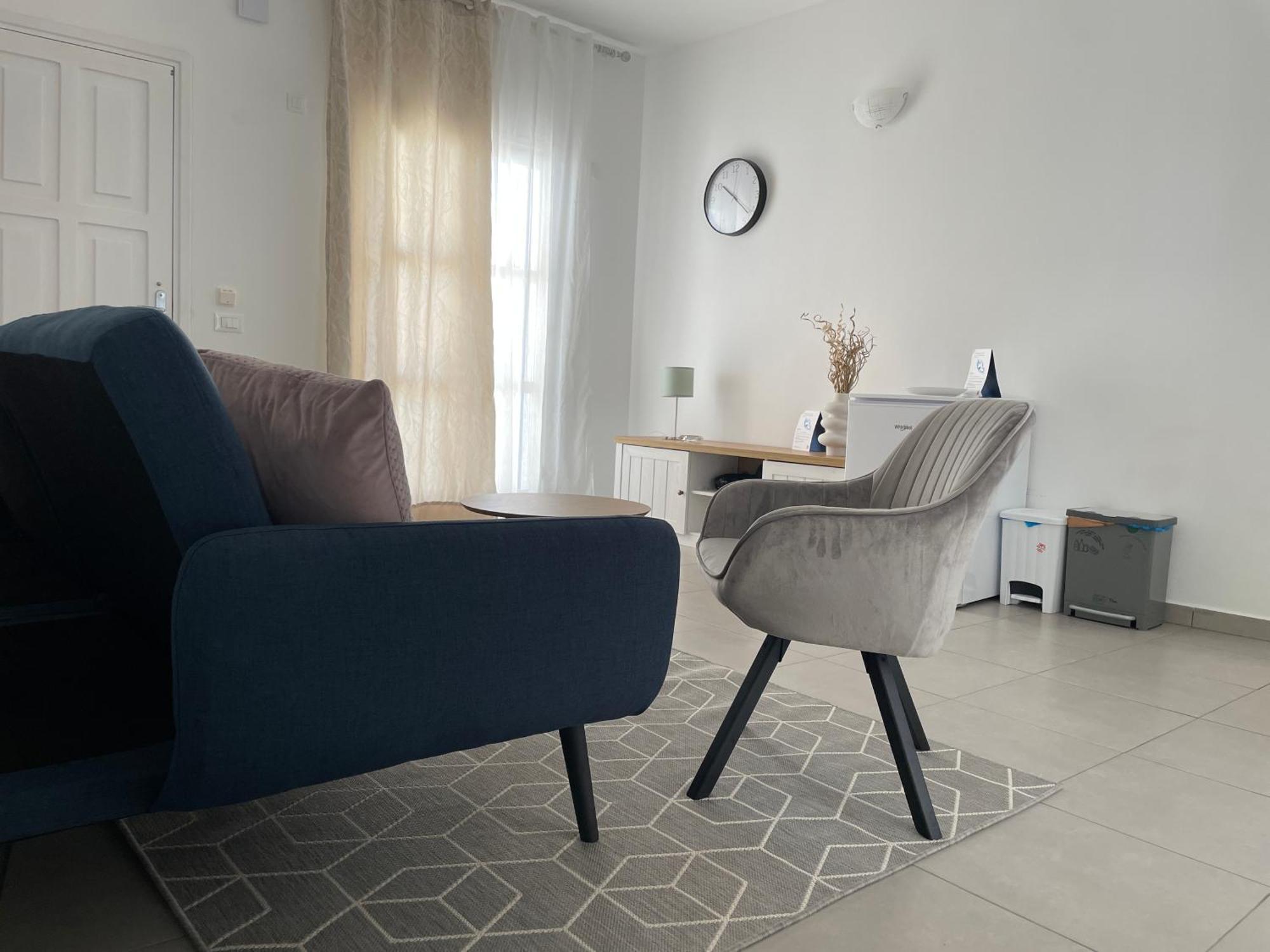 Deda Apartments Livadia  Екстериор снимка