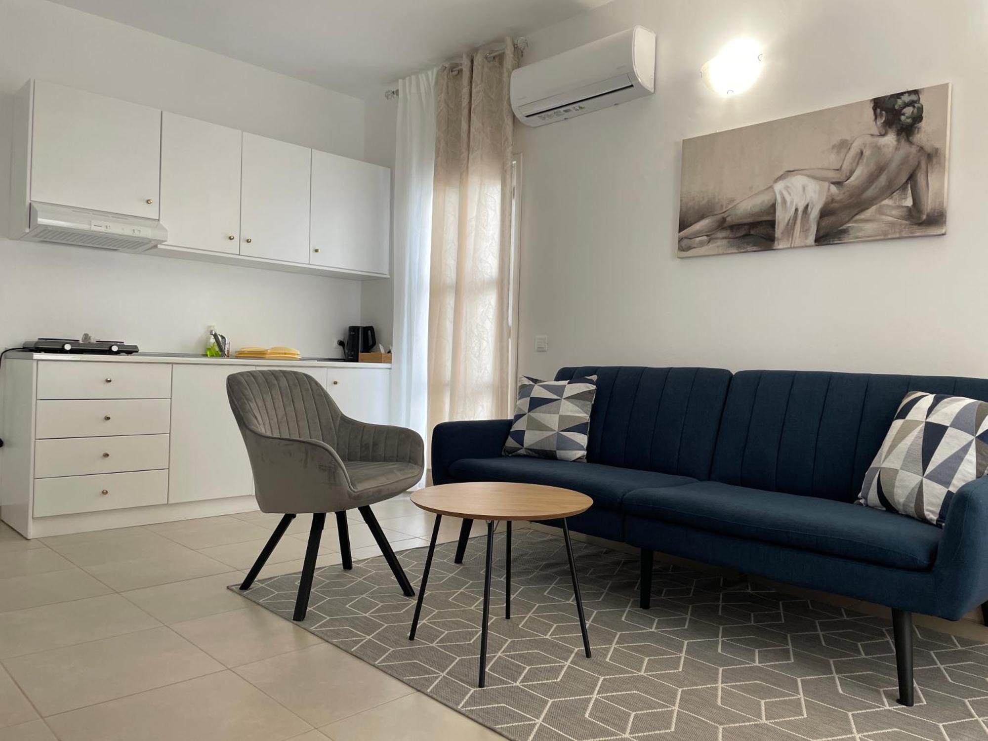 Deda Apartments Livadia  Екстериор снимка