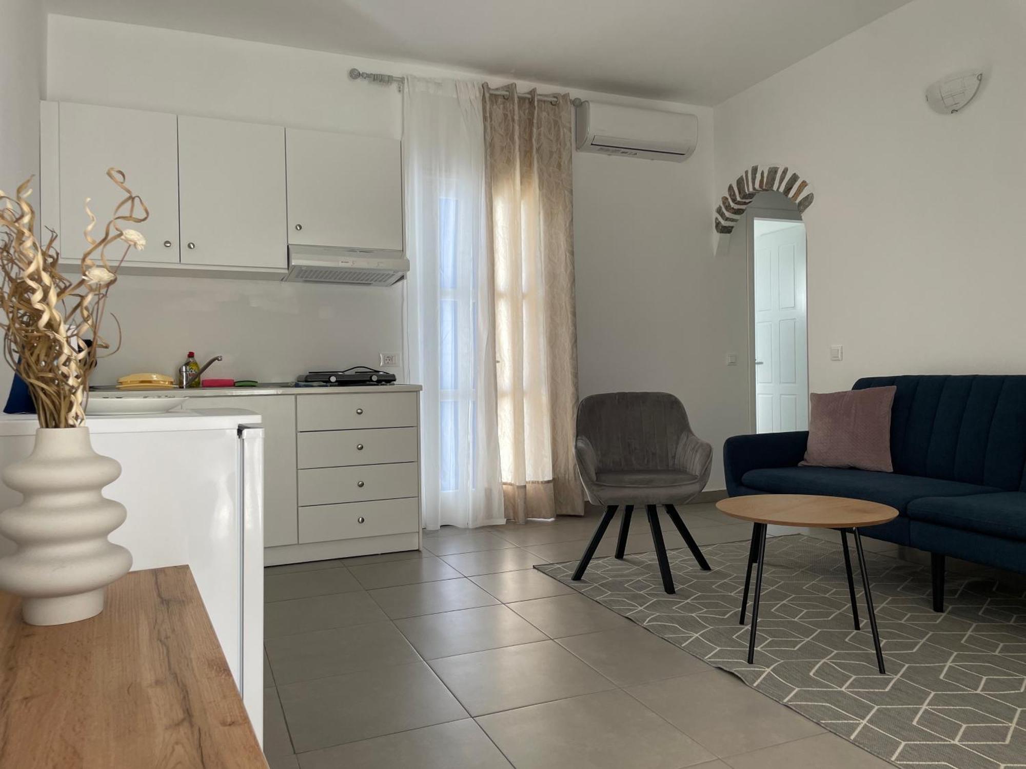 Deda Apartments Livadia  Екстериор снимка